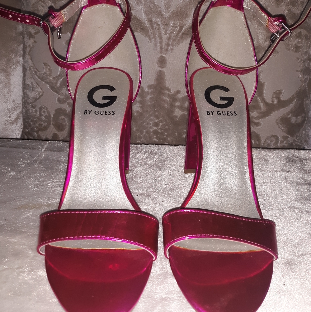 Hot pink guess heels size 7.5